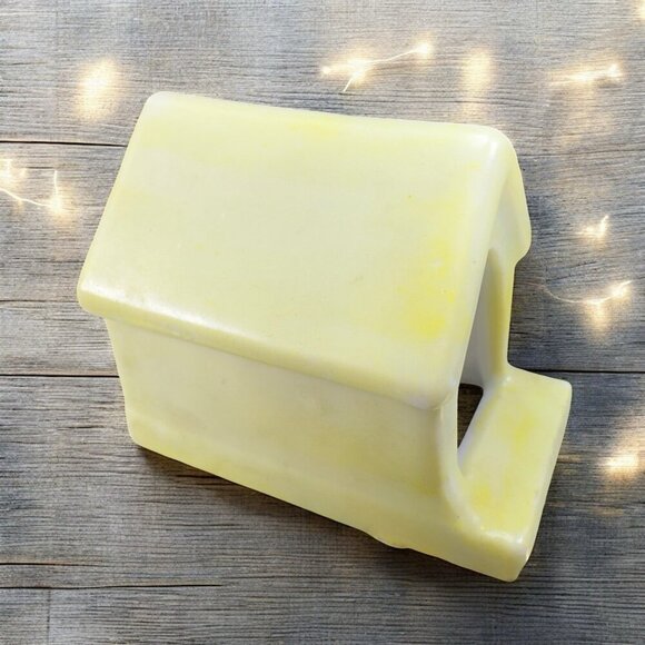 Vintage Japan Pottery Stoneware Miniature Doll House Dogs House Figurine Yellow - Picture 2 of 12